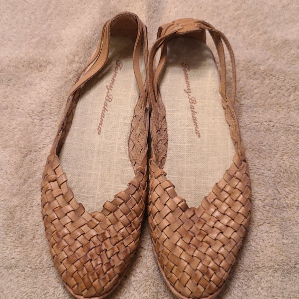 Tommy Bahamas sandals